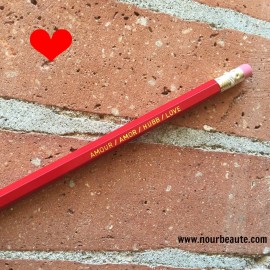 Amour, Crayon Personnalisé : Amour/ Amor/ Hubb / Love 